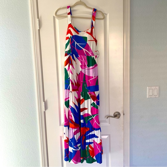 Soma Dresses & Skirts - Soma Multicolored Palm Print Maxi Sundress w/Built-in Bra Size - Medium
